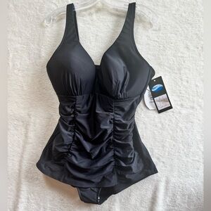Liquid Assets NEW Ruched Flattering Tummy Swim Suit D Padded Stretch Control 14